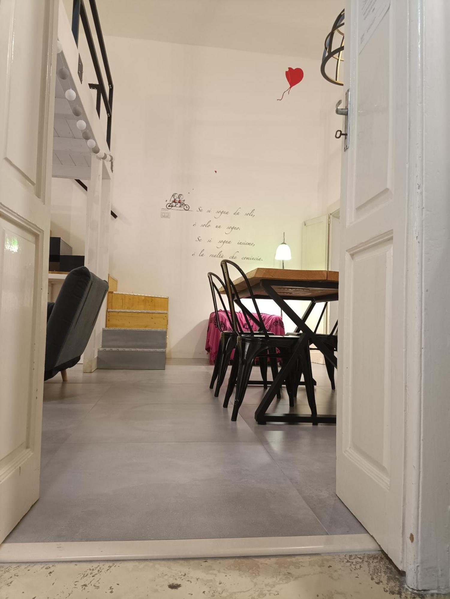 Dimora Ateneo - Nel Centro Della Citta Bari Exterior foto